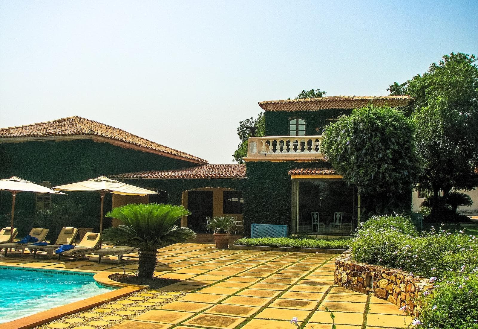 Terrace frontage